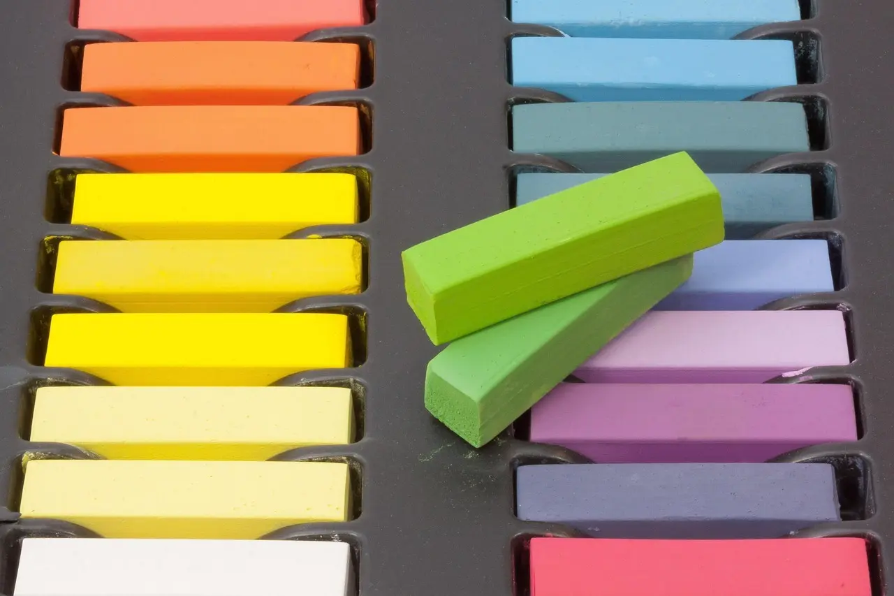 Giv gamle møbler nyt liv med kalkmaling og smarte greb